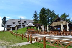 hotel+plaza poletje_POP-small